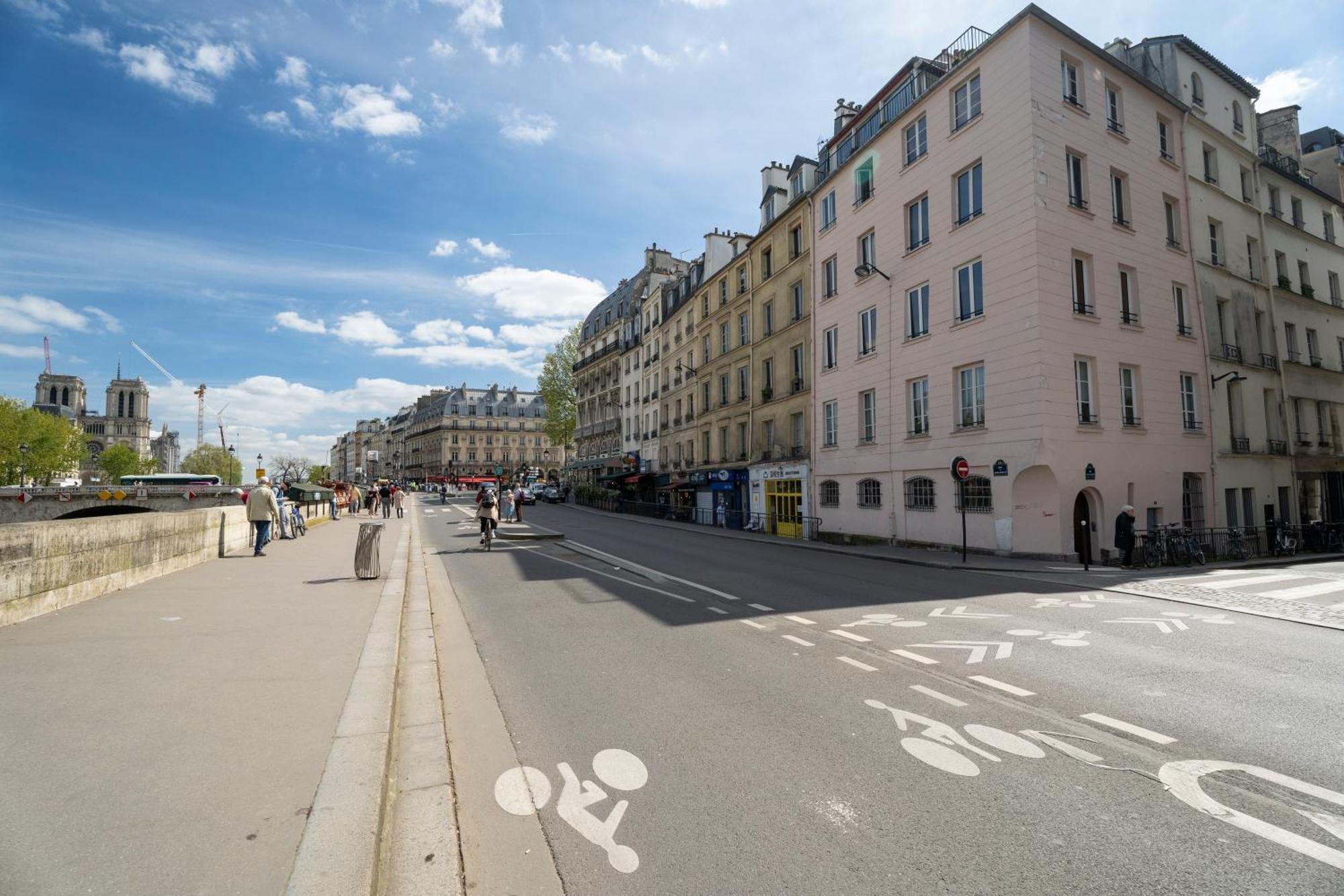 פריז Appartement Cosy A 9 Min A Pied De La Cathedrale Notre Dame מראה חיצוני תמונה