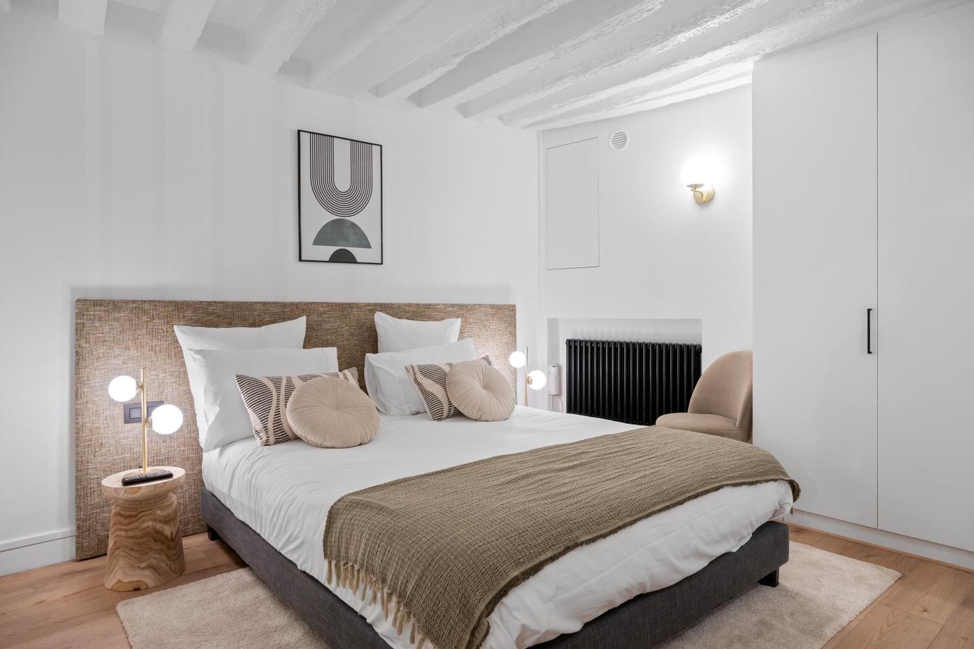 פריז Appartement Cosy A 9 Min A Pied De La Cathedrale Notre Dame מראה חיצוני תמונה