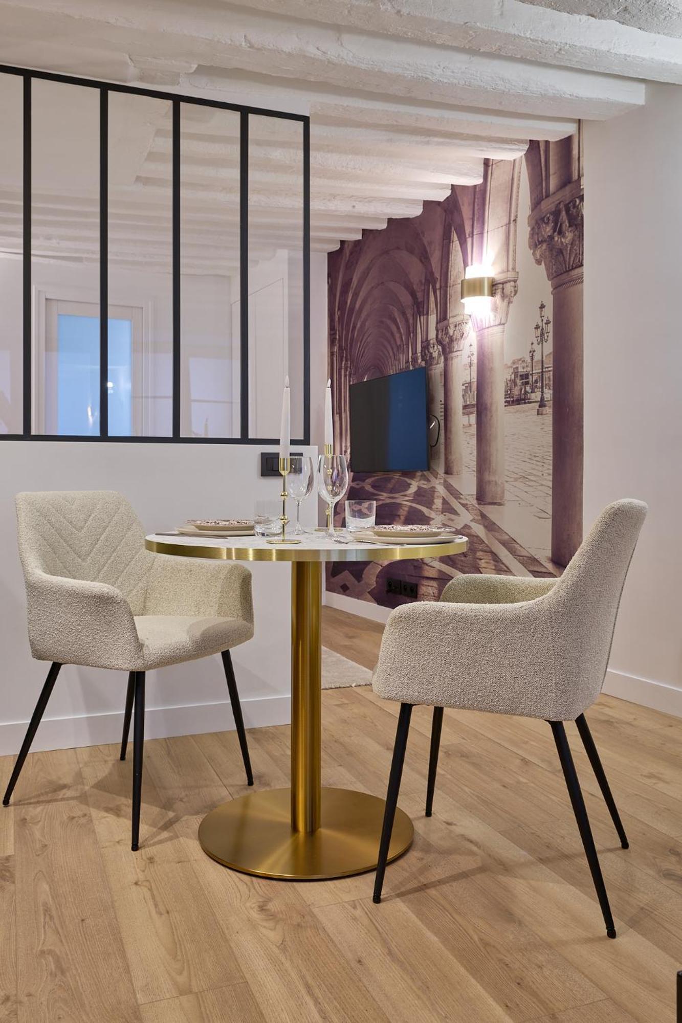 פריז Appartement Cosy A 9 Min A Pied De La Cathedrale Notre Dame מראה חיצוני תמונה