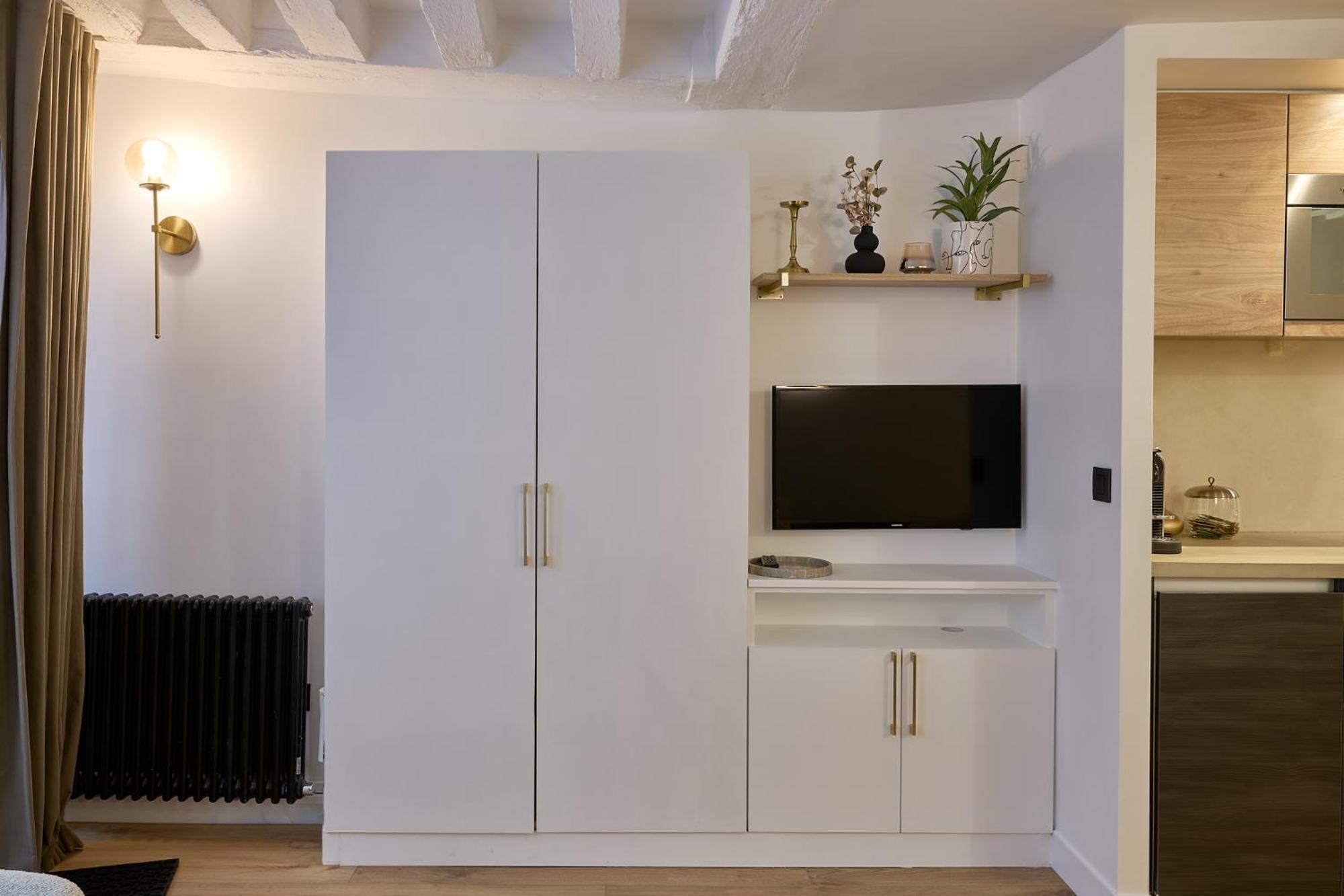 פריז Appartement Cosy A 9 Min A Pied De La Cathedrale Notre Dame מראה חיצוני תמונה